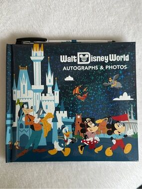Walt Disney World Autographs & Photos Book with Pen - Never Used